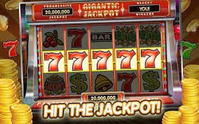 Filipino player accessing 17 Win casino on a mobile phone